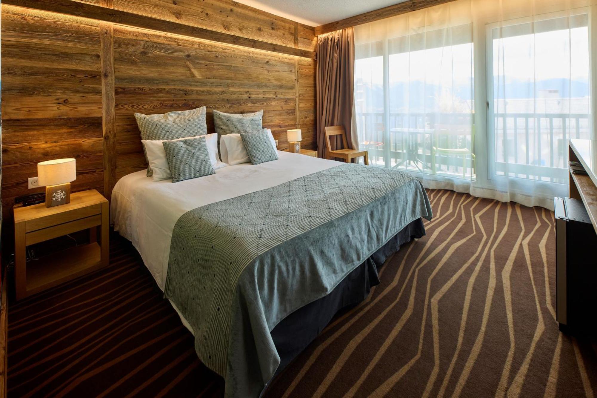 Hotel Le Grand Tetras Фон-Ромё Экстерьер фото